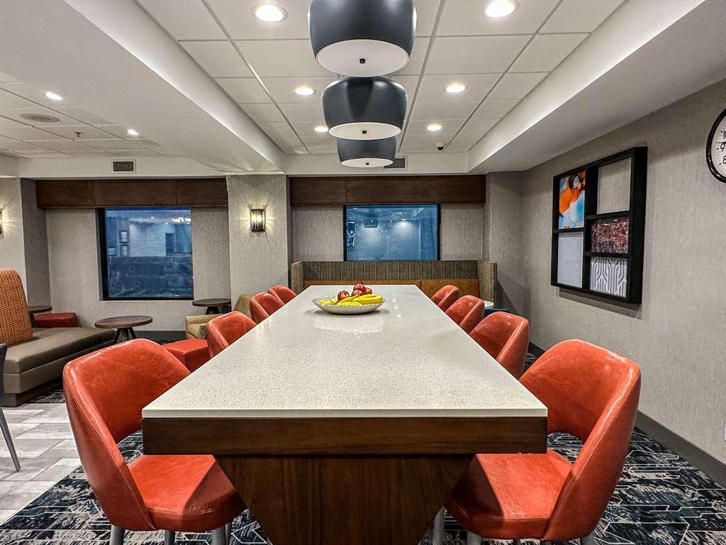Hampton Inn Норфолк Интерьер фото