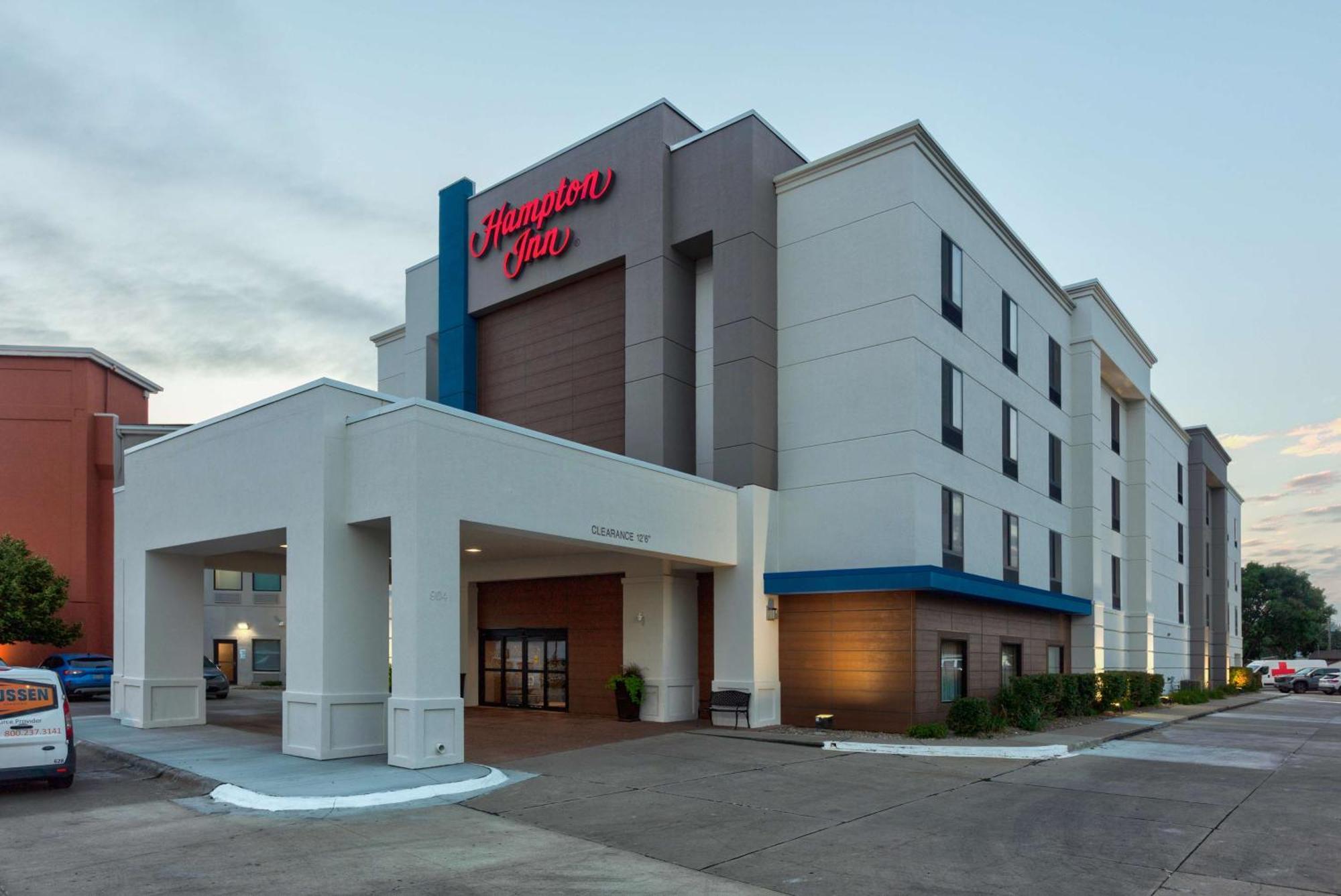 Hampton Inn Норфолк Экстерьер фото