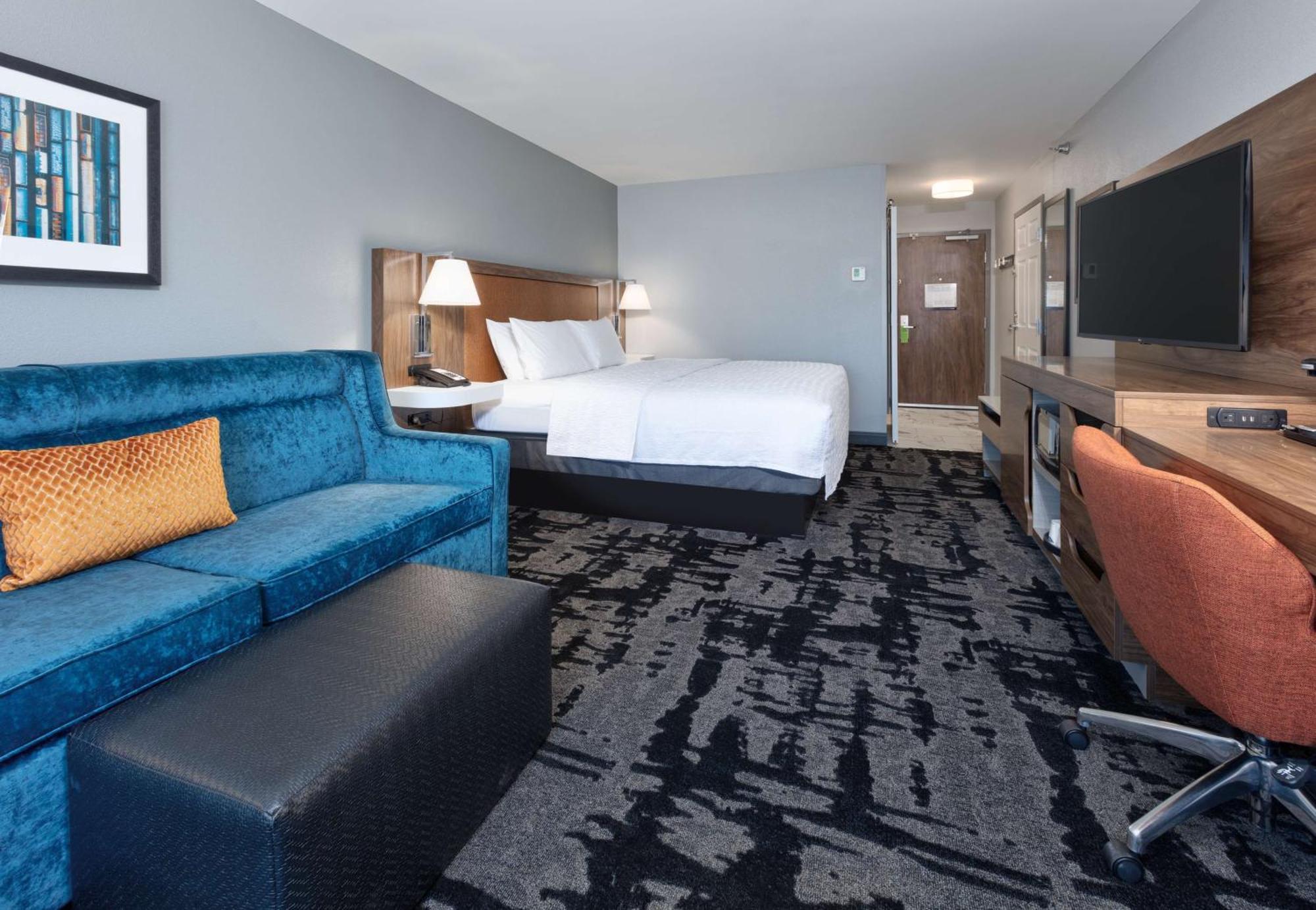 Hampton Inn Норфолк Экстерьер фото