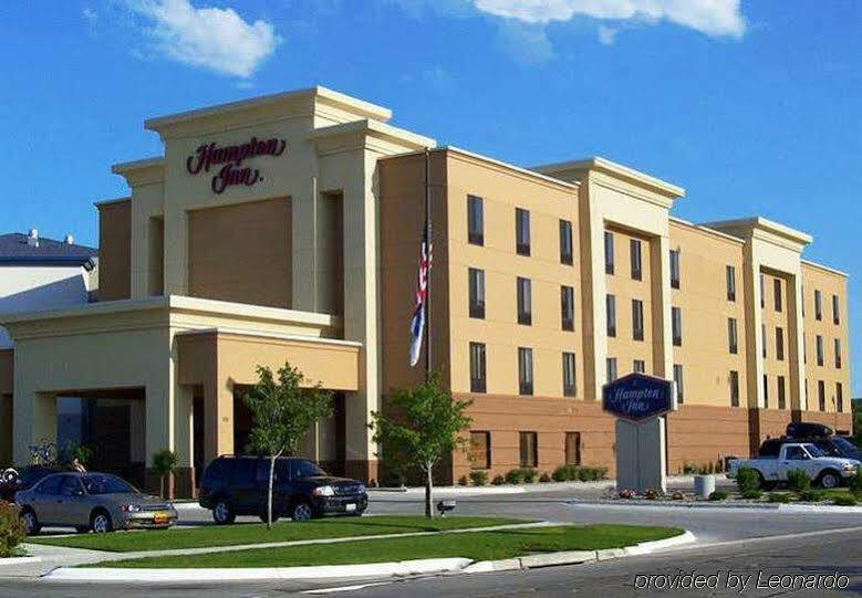 Hampton Inn Норфолк Экстерьер фото